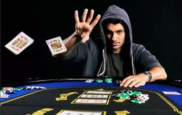 起手牌越强越好？小心它让你输得更多